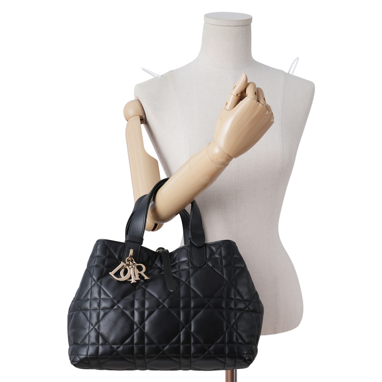 CHRISTIAN DIOR(USED)크리스찬디올 투쥬르백 미듐
